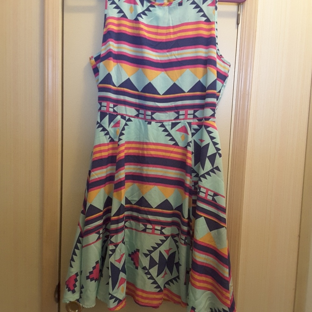 GB size large, Dillards,lined skirt